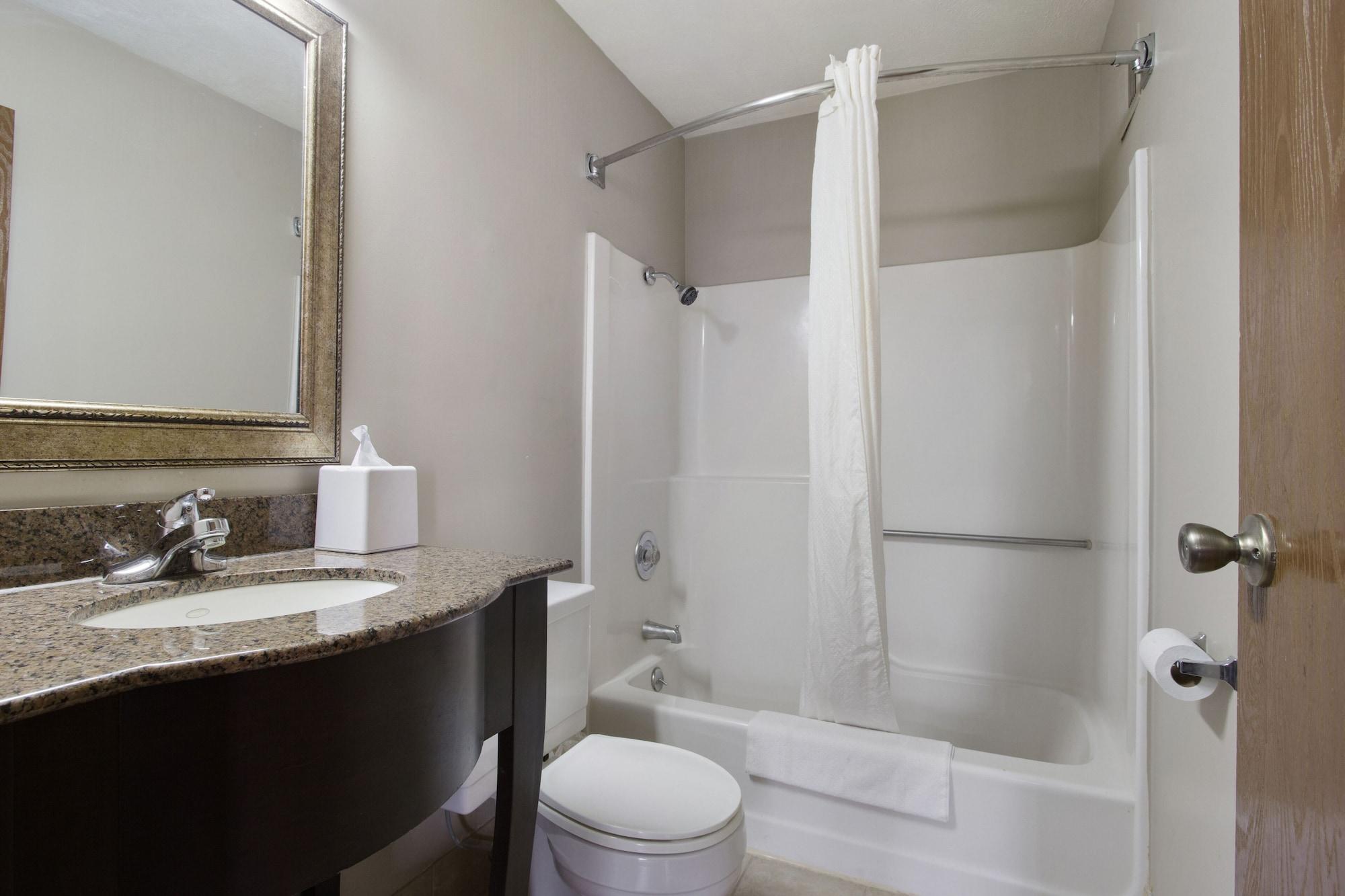Red Lion Inn & Suites Olathe Kansas City Εξωτερικό φωτογραφία