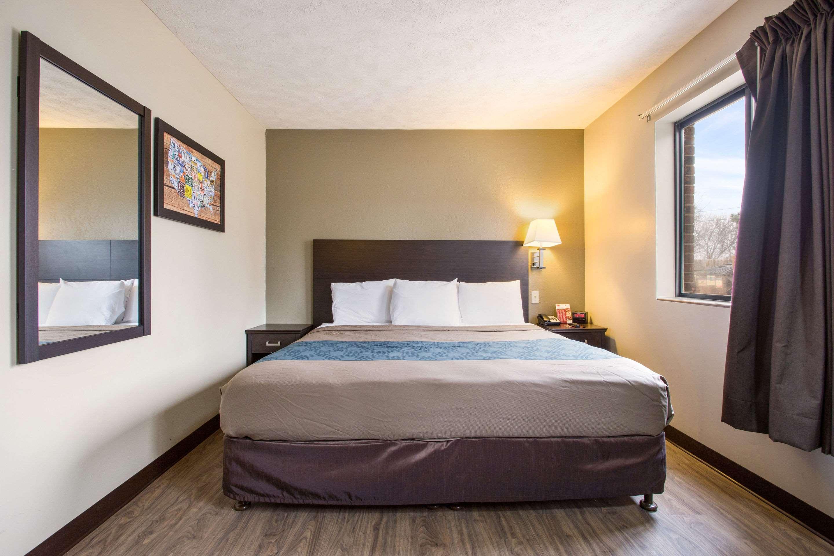 Red Lion Inn & Suites Olathe Kansas City Εξωτερικό φωτογραφία