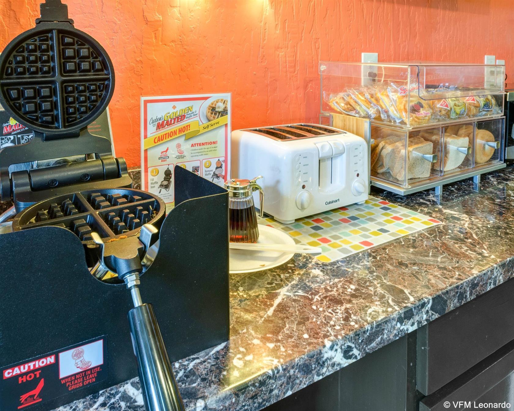 Red Lion Inn & Suites Olathe Kansas City Εξωτερικό φωτογραφία
